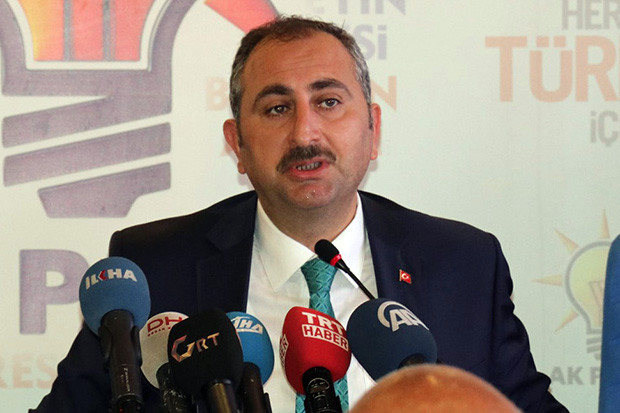 Abdulhamit Gül, "Hiçbir hain, Türk yargısından kaçamayacak"