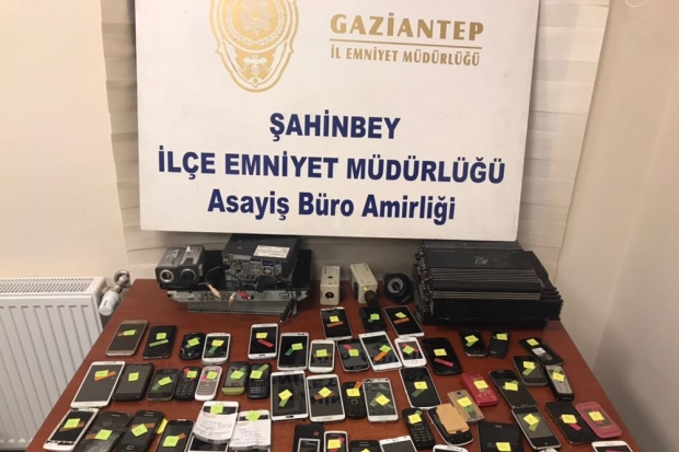 Gaziantep’te eş zamanlı uyuşturucu operasyonu: 4 gözaltı