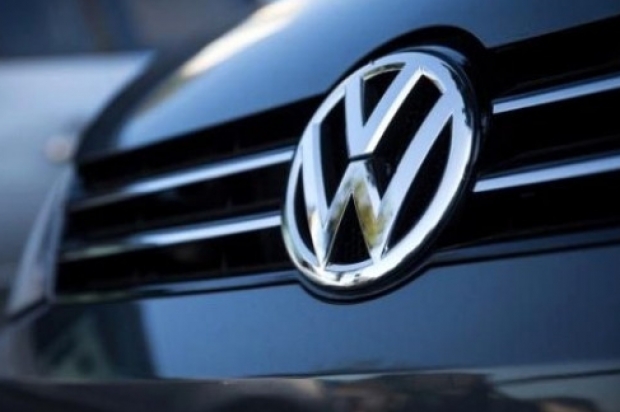 Volkswagen’deki emisyon skandalı satışları vurdu