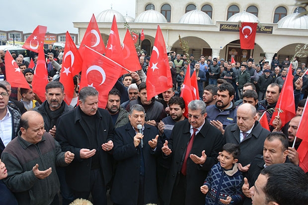 Oto sanayi esnafından kınalı kuzulara destek