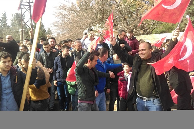 Servis şoförlerinden Afrin’e destek
