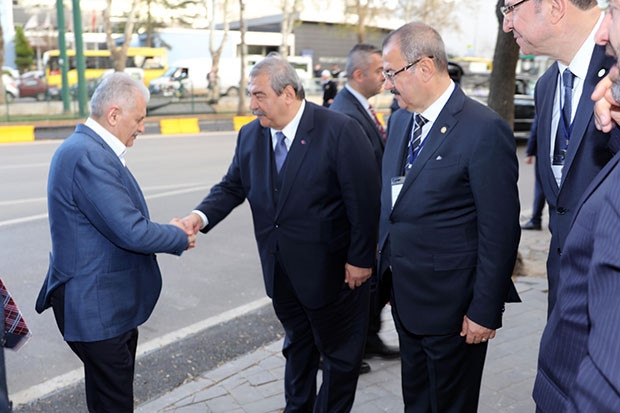 BAŞBAKAN YILDIRIM GSO’DA SANAYİCİLERİ DİNLEDİ