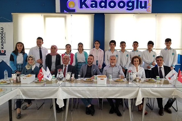 Kadooğlu Holding, öğrencileri ağırladı