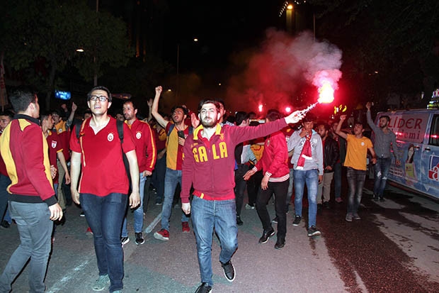 Gaziantep’te Galatasaray taraftarı kutlama yaptı
