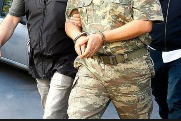 Askerlere yönelik FETÖ operasyonu: 16 gözaltı