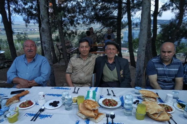 Jandarmadan iftar yemeği