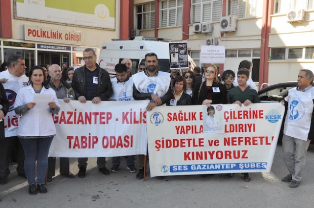 Gaziantep'te sağlıkçılardan şiddet protestosu