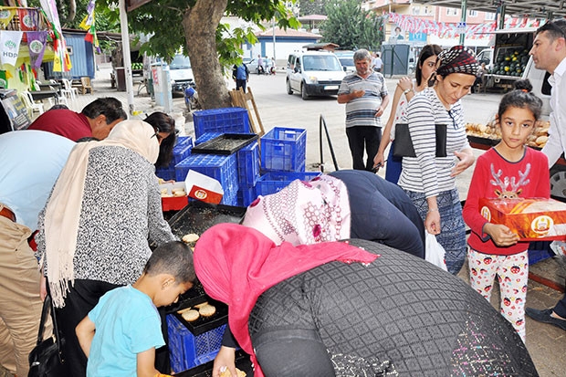 3 günde 13 ton kömbe satıldı