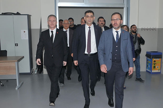 Gençlik ve Spor Bakanı Mehmet Muharrem Kasapoğlu GSO-MEM'i ziyaret etti