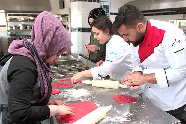 ‘Şeker hamurundan kurabiyeler’