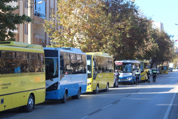 TOPLU ULAŞIMDA ZAM KARARI TEPKİ ÇEKTİ!