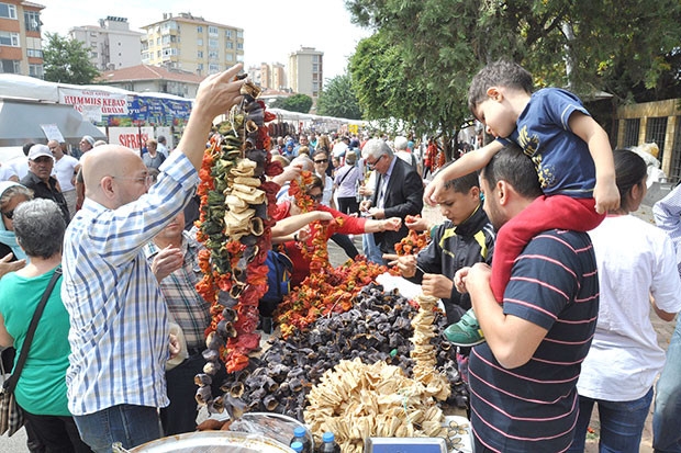 Gaziantepliler İstanbul'da yüzbinleri ağırlamaya hazırlanıyor