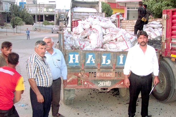 Araban Kaymakamlığı kömür dağıtımına başladı