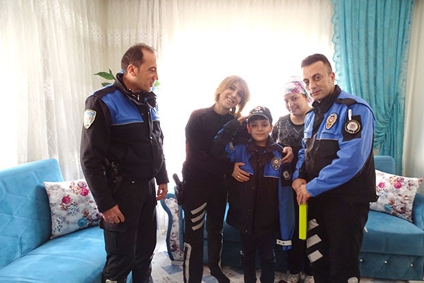 Gaziantep polisi yalnız bırakmadı