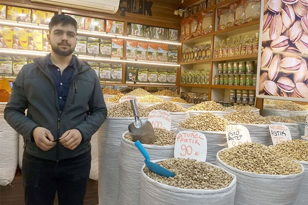 Baklavalık iç fıstığın kilosu 200 lira