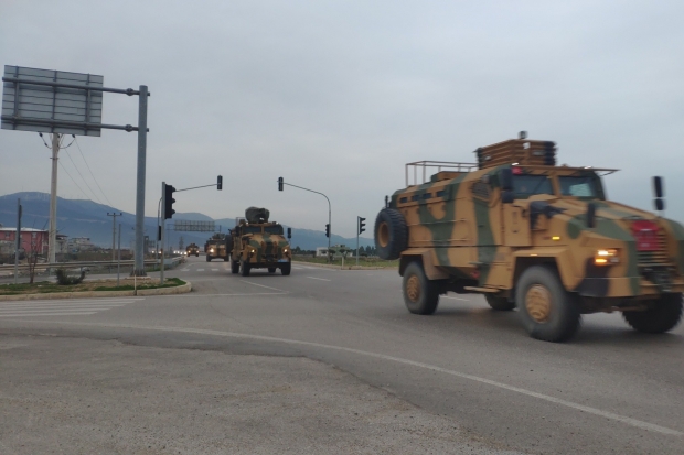 İdlib’e zırhlı araç sevkiyatı