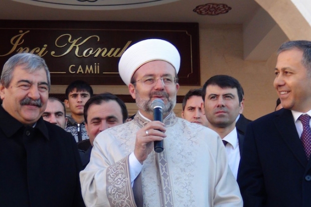 İnci Konukoğlu Camii'nin açılışını Mehmet Görmez yaptı