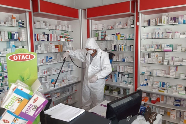 Gaziantep'teki 500 eczane dezenfekte ediliyor