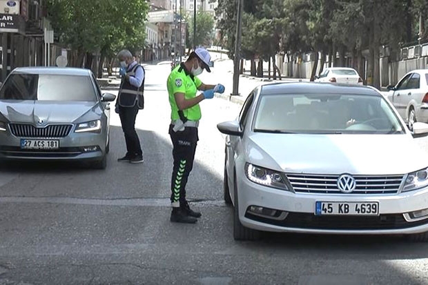 Gaziantep'te korona virüs uygulamaları devam ediyor