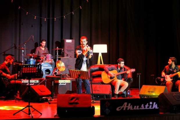 Hasan Kalyoncu Üniversitesi Müzik Kulübünden akustik konser