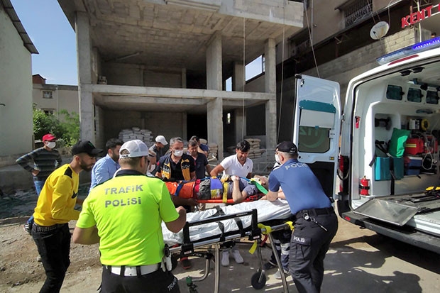 Gaziantep’te asansör zemine çakıldı: 1 yaralı
