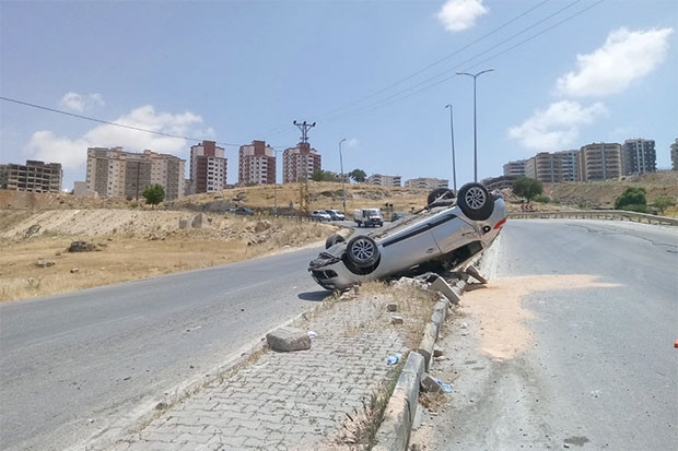 ÖLÜM YOLUNA ÇÖZÜM BEKLENİYOR