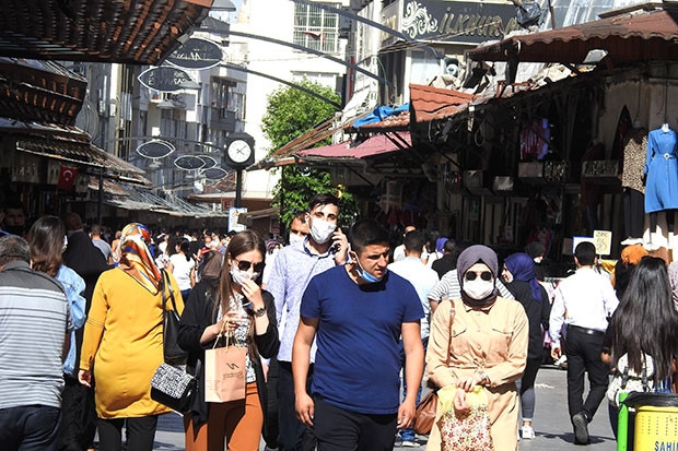 Ceza kararı Gazianteplilere maske taktırdı