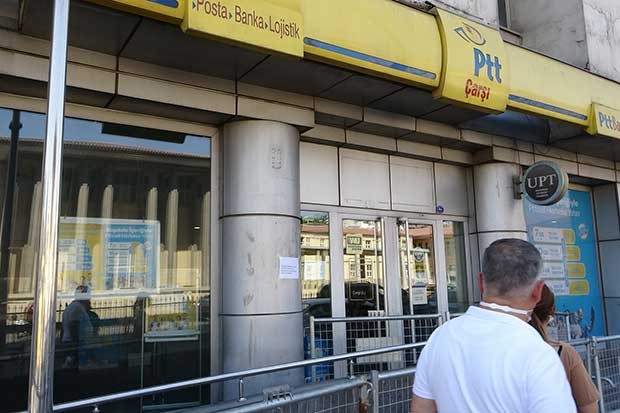 Gaziantep’in en yoğun PTT şubesi virüs nedeniyle kapatıldı