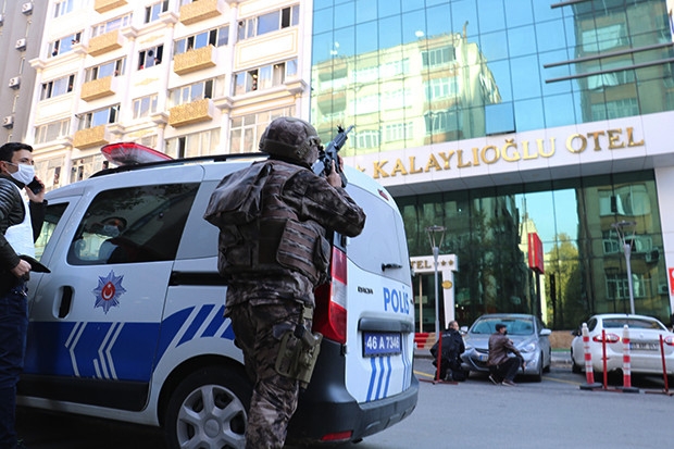 Polisi şehit eden saldırgan tüyler ürperten cinayetin zanlısı çıktı