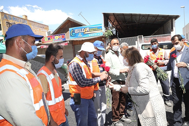 Büyükşehir tam kapanmada da fırsatı değerlendiriyor