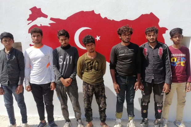 Osmaniye’de 42 mülteci yakalandı