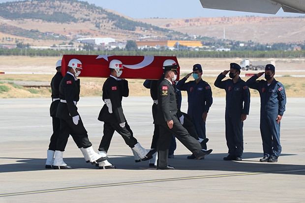 El Bab şehitleri memleketlerine uğurlandı