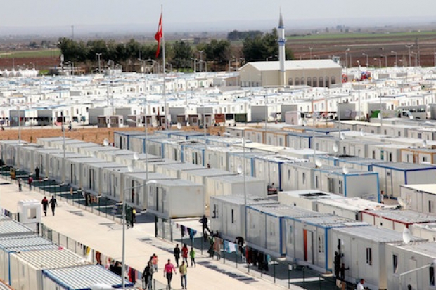 Suriyelilerin kaldığı kamplarda kaç kişi yaşıyor?