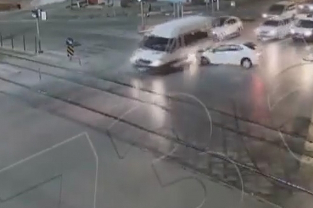 Gaziantep’te kazalar kameralara yansıdı