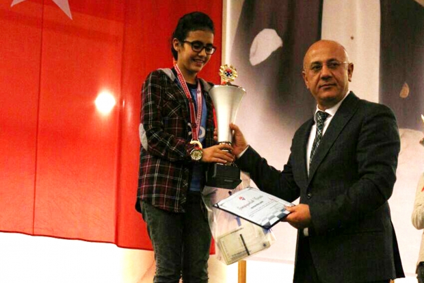 Altın Kız Hayrun Nisa Türkiye şampiyonu