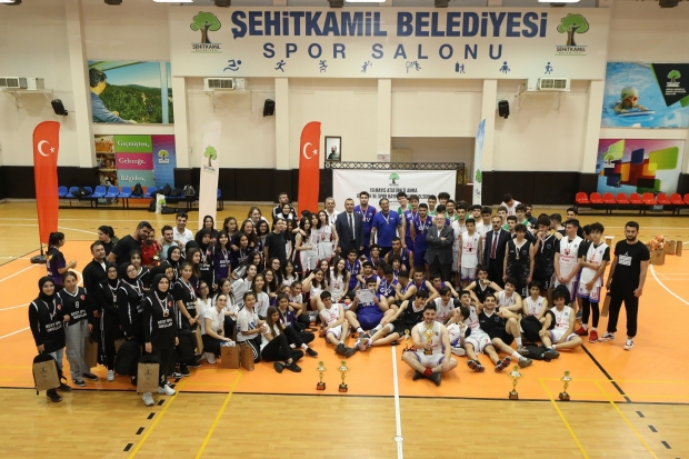 Binlerce genç, spor organizasyonlarında buluştu