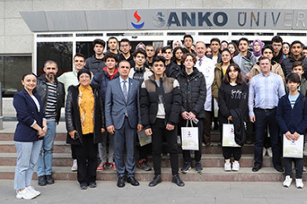 Geleceğin üniversitelileri Sanko Üniversitesi'ni ziyaret etti