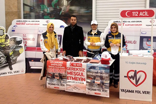 Gaziantep’te 'YAŞAMA YOL VER' standı açıldı