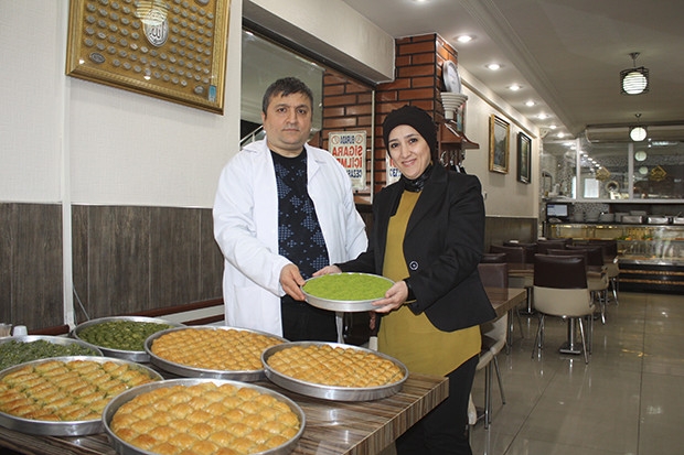 EN İYİ BAKLAVA USTASI; GAZİ ANTEPLİNİN KENDİSİDİR!