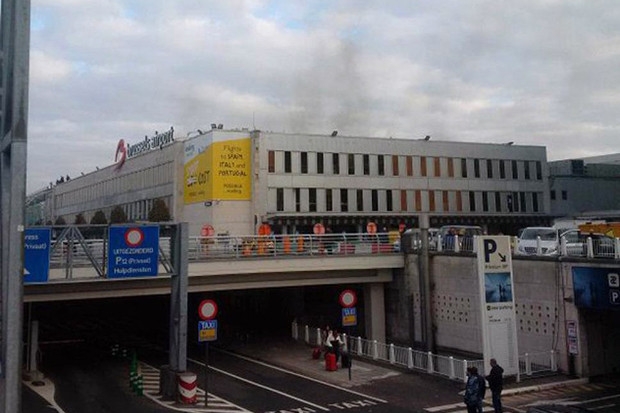 Brüksel havaalanında patlama