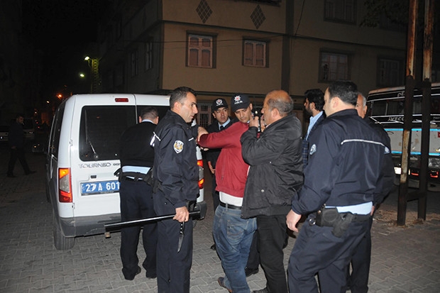 Gaziantep'te polis memuruna saldırı