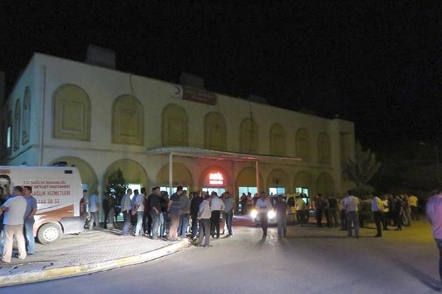 Mardin'de hain saldırı: 1 astsubay ve 2 korucu şehit oldu