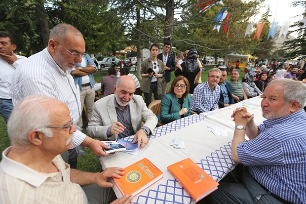Gazeteci-Yazar Taşgetiren, Gazianteplilerle buluştu