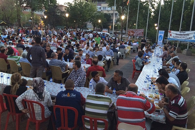 Gaziantep Ülkü Ocakları ‘ŞÜHEDA’ sofrasında buluştu