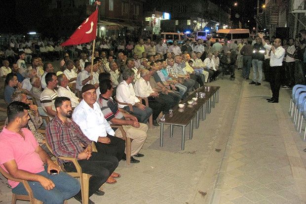 Arabanlılar demokrasi nöbetinde