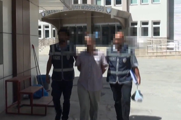 Gaziantep'te FETÖ bağlantılı din görevlisi tutuklandı