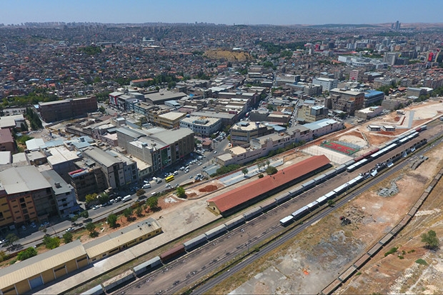 Nizip Caddesi kentsel dönüşüm alanı ilan edildi