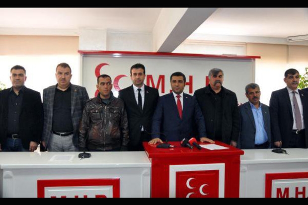 MHP Gaziantep'te 4 ilçe başkanı görevden alındı