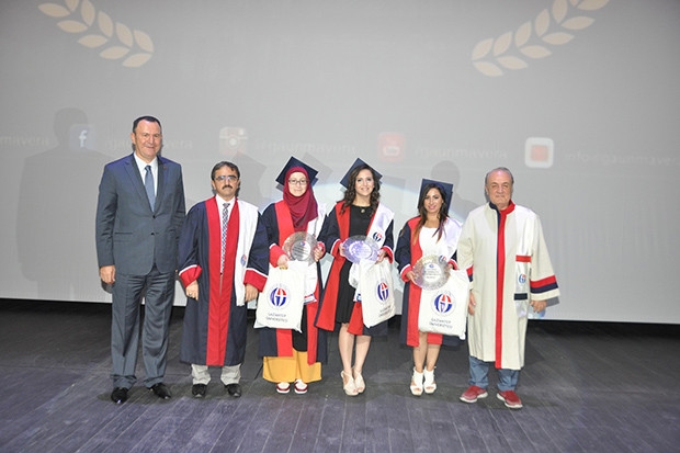 Naci Topçuoğlu MYO’da mezuniyet heyecanı