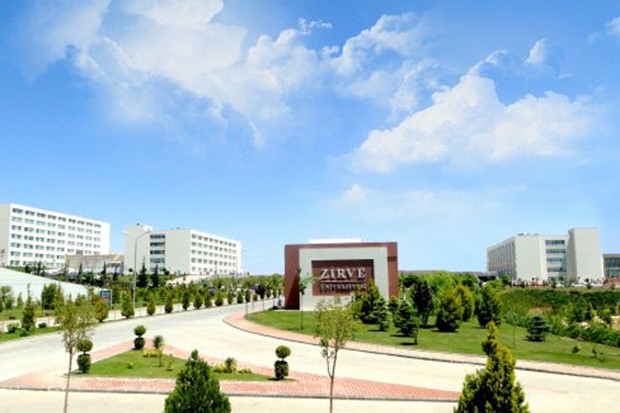 Zirve Üniversitesi'ne ismini Fethullah Gülen vermiş